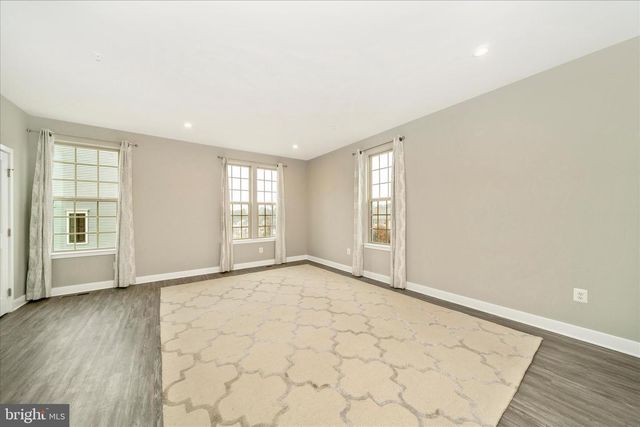 9537 TALL OAKS RD, Montgomery Village, MD 20886