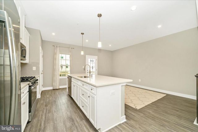 9537 TALL OAKS RD, Montgomery Village, MD 20886