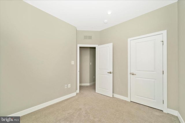 9537 TALL OAKS RD, Montgomery Village, MD 20886