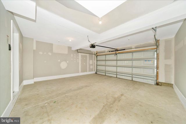 9537 TALL OAKS RD, Montgomery Village, MD 20886