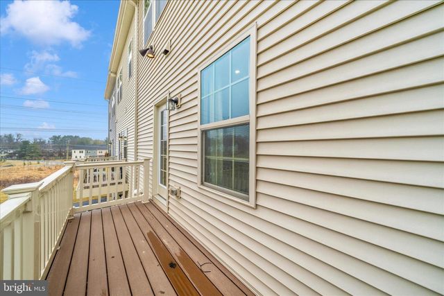 9537 TALL OAKS RD, Montgomery Village, MD 20886