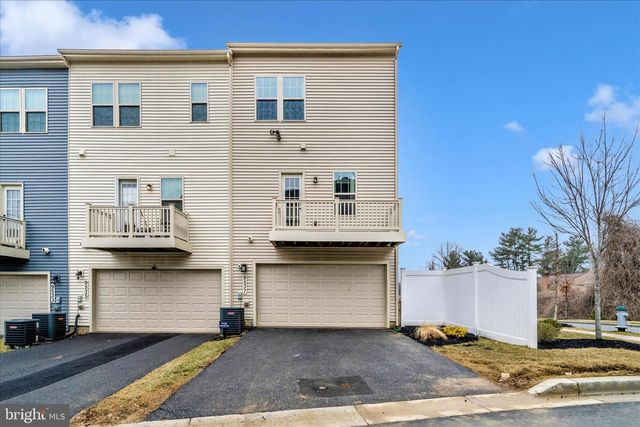 9537 TALL OAKS RD, Montgomery Village, MD 20886