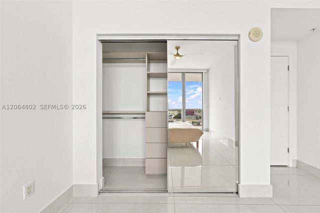 3470 E Coast Ave H0901, Miami, FL 33137