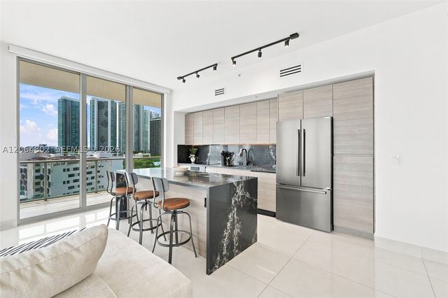 3470 E Coast Ave H0901, Miami, FL 33137
