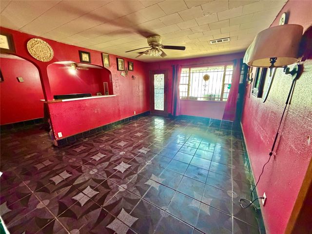 315 Gober Street, Houston, TX 77017