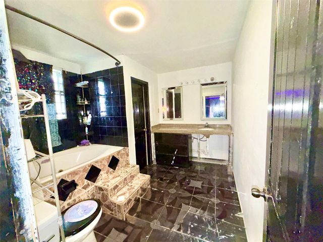 315 Gober Street, Houston, TX 77017