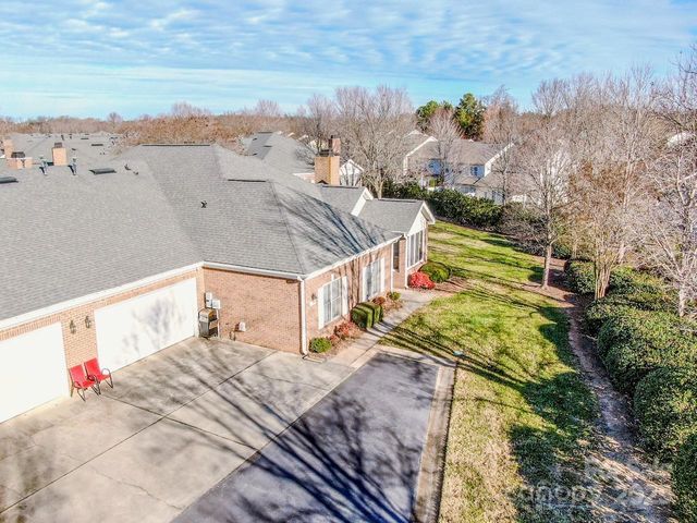 8320 Highland Glen Drive, Charlotte, NC 28269