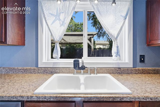 213 Jasper Drive, Colorado Springs, CO 80911