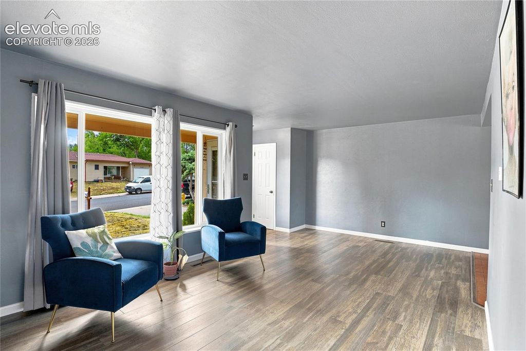 213 Jasper Drive, Colorado Springs, CO 80911 — photo 4