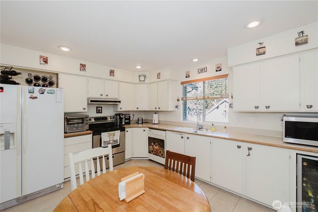 8908 Watson Place NE, Bremerton, WA 98311
