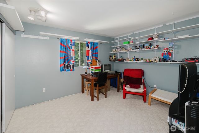 8908 Watson Place NE, Bremerton, WA 98311