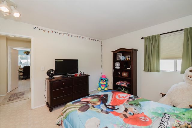8908 Watson Place NE, Bremerton, WA 98311