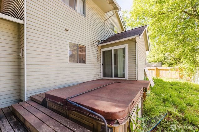 8908 Watson Place NE, Bremerton, WA 98311