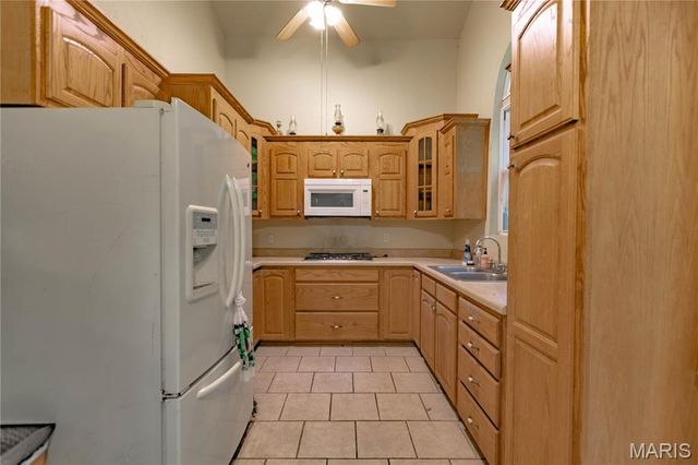 9815 County Road 2780, Unincorporated, MO 65548