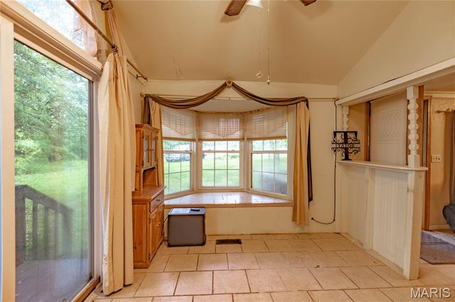 9815 County Road 2780, Unincorporated, MO 65548