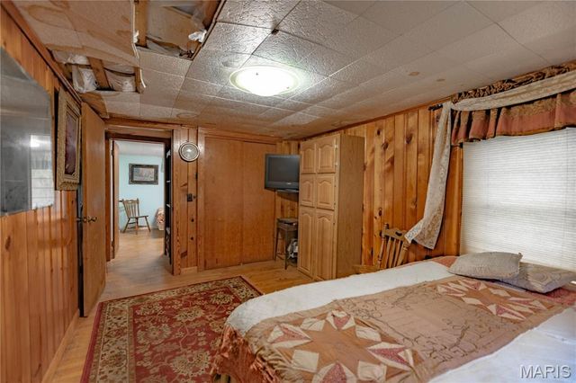 9815 County Road 2780, Unincorporated, MO 65548