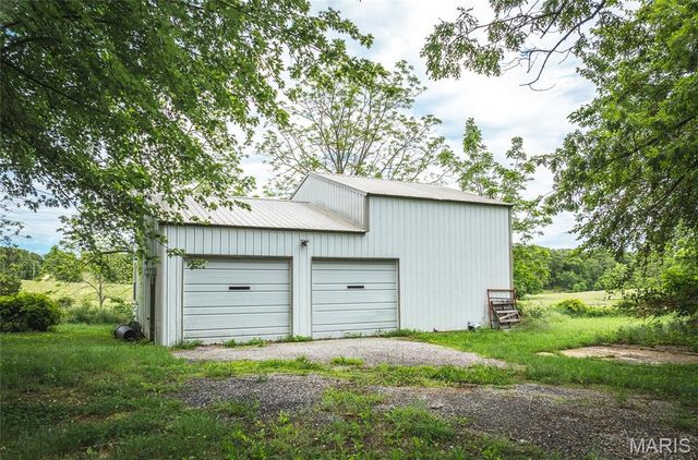 9815 County Road 2780, Unincorporated, MO 65548