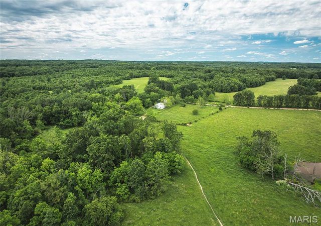 9815 County Road 2780, Unincorporated, MO 65548