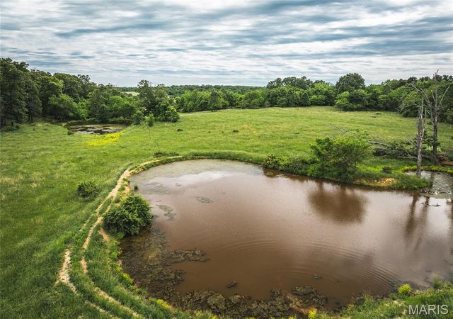 9815 County Road 2780, Unincorporated, MO 65548