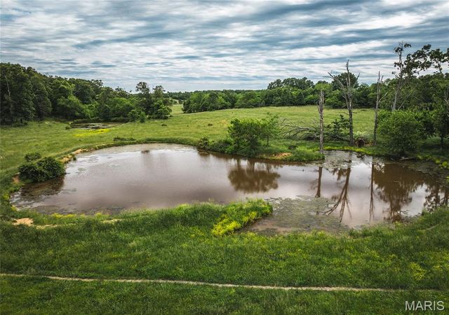 9815 County Road 2780, Unincorporated, MO 65548