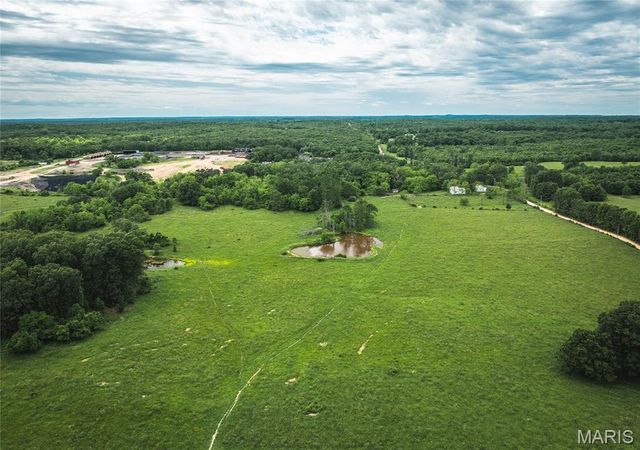 9815 County Road 2780, Unincorporated, MO 65548