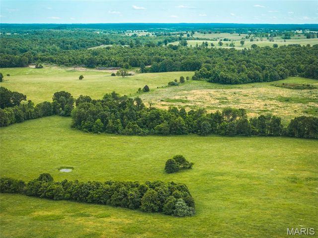 9815 County Road 2780, Unincorporated, MO 65548