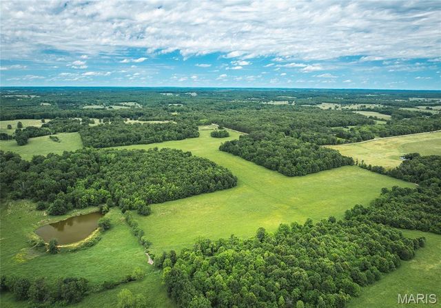 9815 County Road 2780, Unincorporated, MO 65548