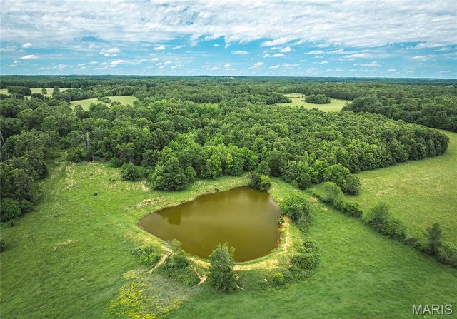 9815 County Road 2780, Unincorporated, MO 65548