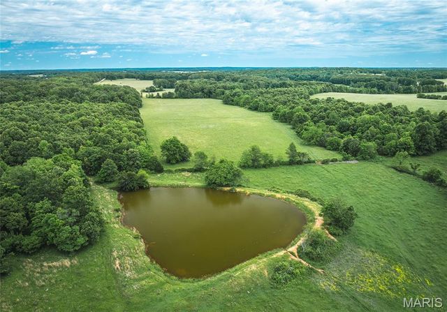 9815 County Road 2780, Unincorporated, MO 65548