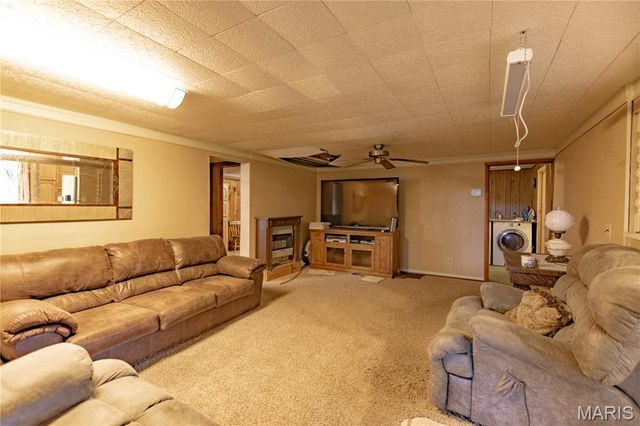 9815 County Road 2780, Unincorporated, MO 65548