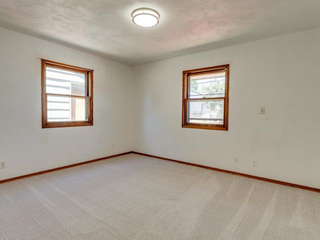104 3rd St, Cheney, WA 99004