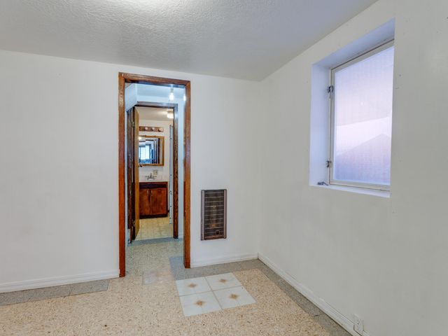 104 3rd St, Cheney, WA 99004