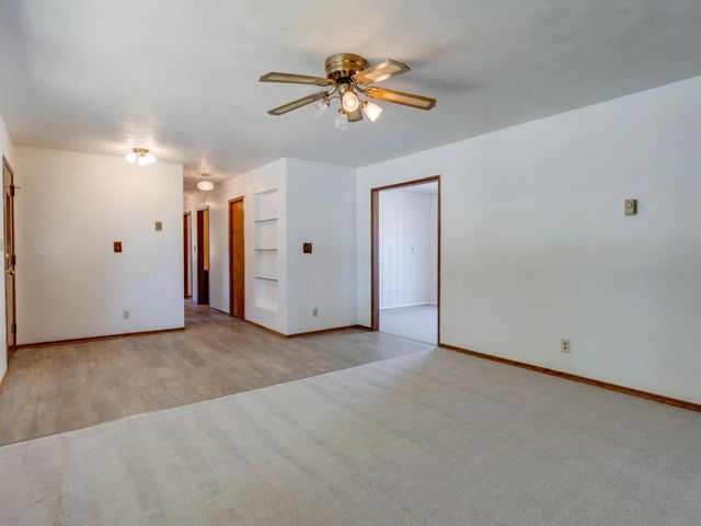 104 3rd St, Cheney, WA 99004