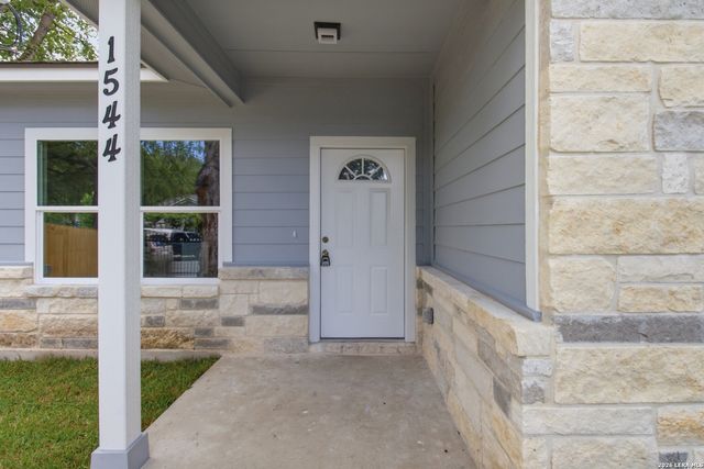 1544 Brighton, San Antonio, TX 78211