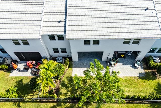 16474 Helix Court, The Acreage, FL 33470