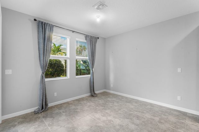 16474 Helix Court, The Acreage, FL 33470