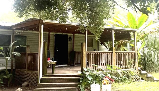 734 Henry Street, Walterboro, SC 29488