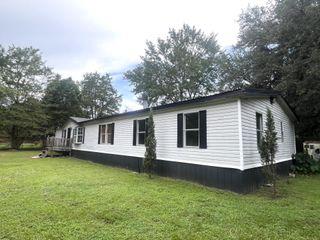 734 Henry Street, Walterboro, SC 29488