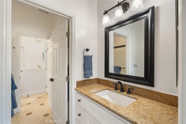4782 Tiara 203, Huntington Beach, CA 92649