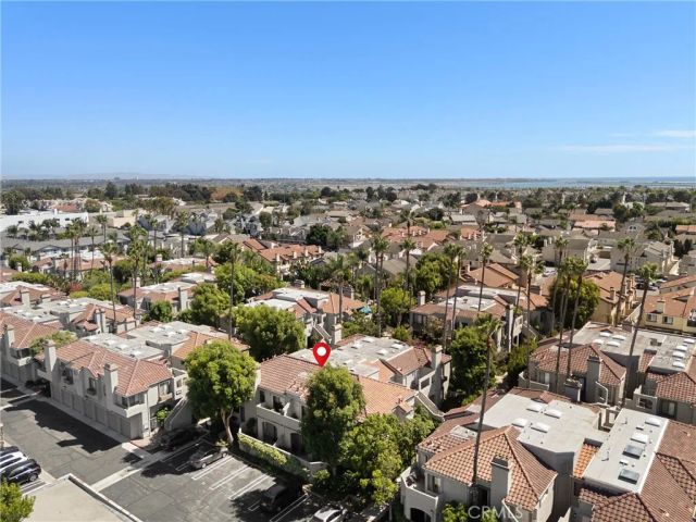 4782 Tiara 203, Huntington Beach, CA 92649