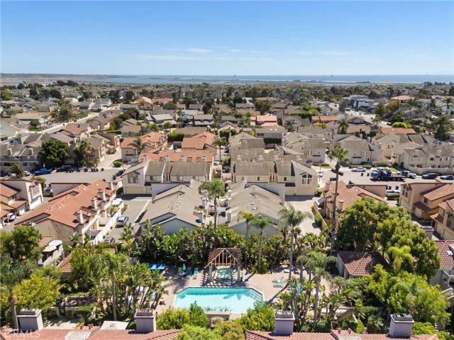 4782 Tiara 203, Huntington Beach, CA 92649