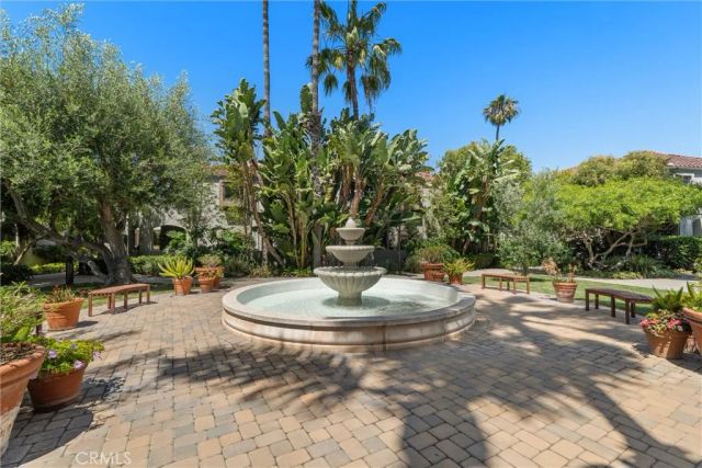 4782 Tiara 203, Huntington Beach, CA 92649