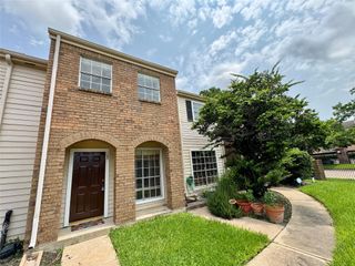 2002 Gentryside Drive 103, Houston, TX 77077