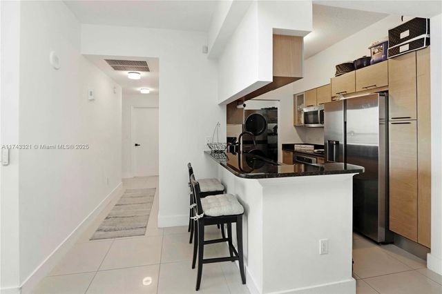 31 SE 5th St 3916, Miami, FL 33131