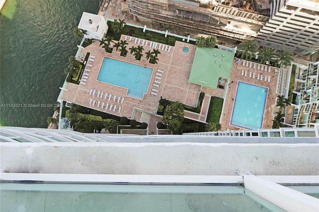 31 SE 5th St 3916, Miami, FL 33131