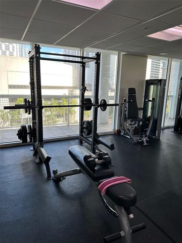 31 SE 5th St 3916, Miami, FL 33131