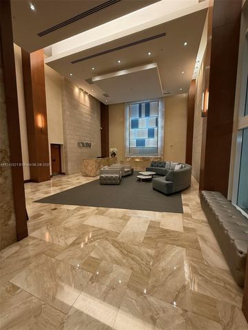 31 SE 5th St 3916, Miami, FL 33131