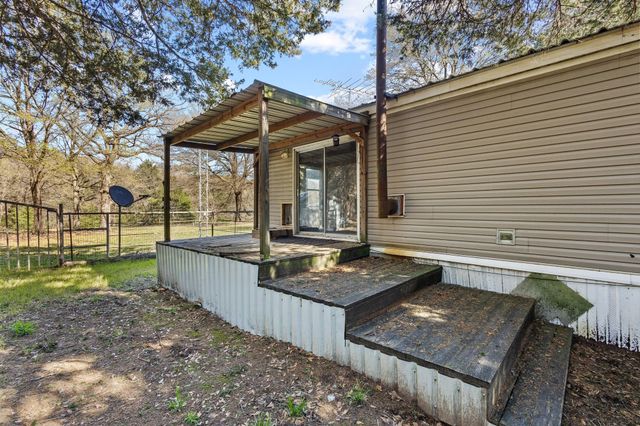 528 County Road 1120, Ravenna, TX 75476