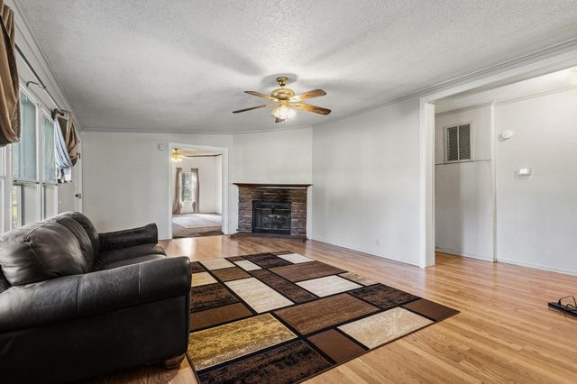 528 County Road 1120, Ravenna, TX 75476