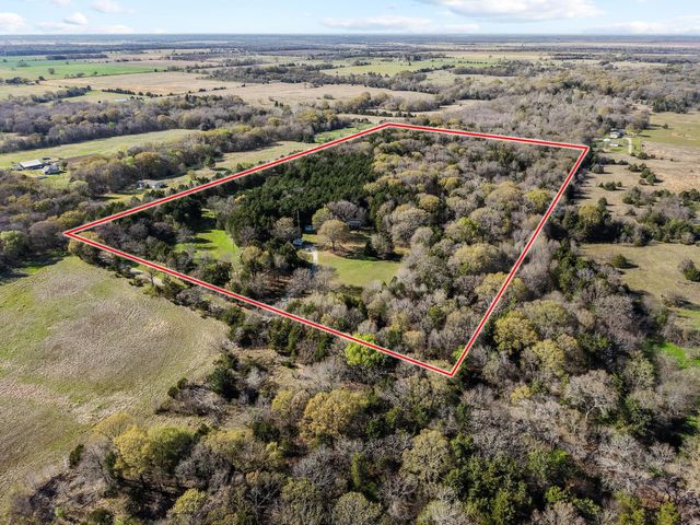 528 County Road 1120, Ravenna, TX 75476